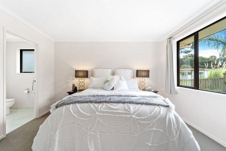 Photo of property in 21h Bonita Avenue, Stanmore Bay, Whangaparaoa, 0932