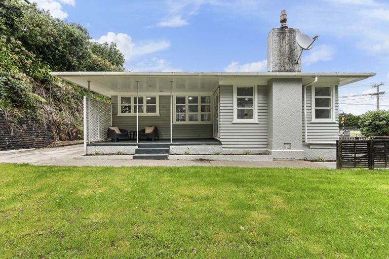 Photo of property in 388 Saint Aubyn Street, Moturoa, New Plymouth, 4310