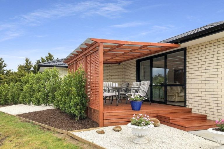 Photo of property in 33 Amsharlo Drive, Kerikeri, 0230