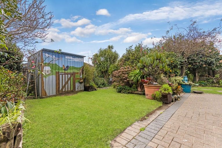 Photo of property in 7 Highfields Terrace, Henderson, Auckland, 0612