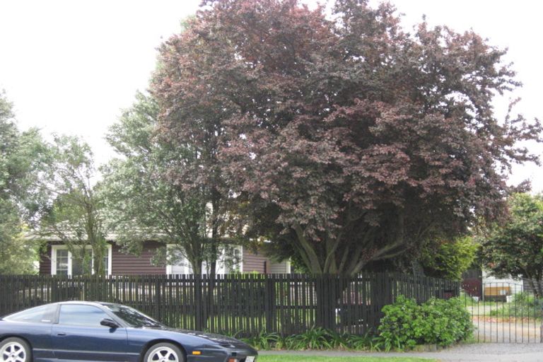 Photo of property in 213 Grahams Road, Burnside, Christchurch, 8053