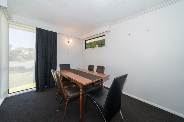 Photo of property in 6 Appleby Place, Awapuni, Palmerston North, 4412