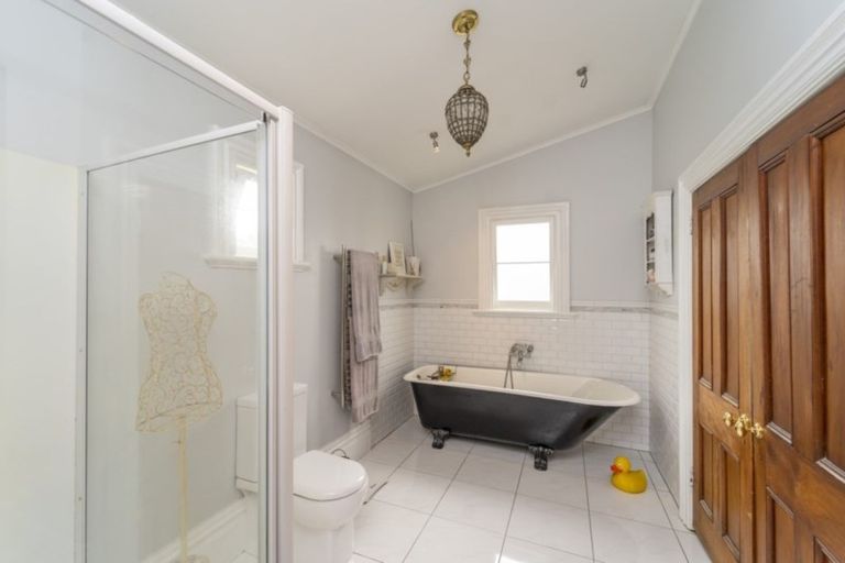 Photo of property in 27 Rhodes Street, Carterton, 5713