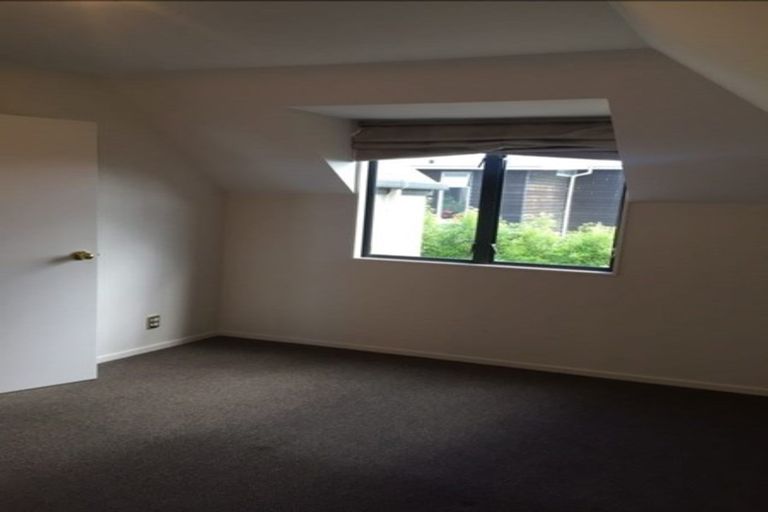 Photo of property in 3/36 Packe Street, Edgeware, Christchurch, 8013