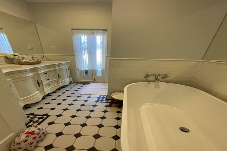 Photo of property in 7 Alexander Street, Tauranga South, Tauranga, 3112