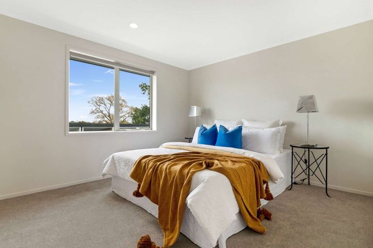 Photo of property in 18 Akeake Lane, Manurewa, Auckland, 2102