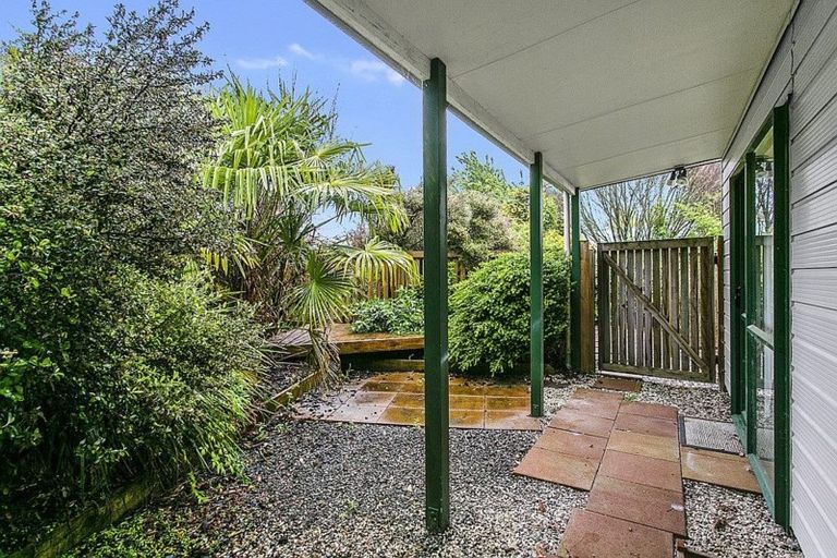 Photo of property in 8 Oxford Street, Tirau, 3410