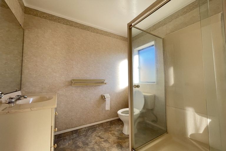 Photo of property in 152 Burswood Drive, Burswood, Auckland, 2013