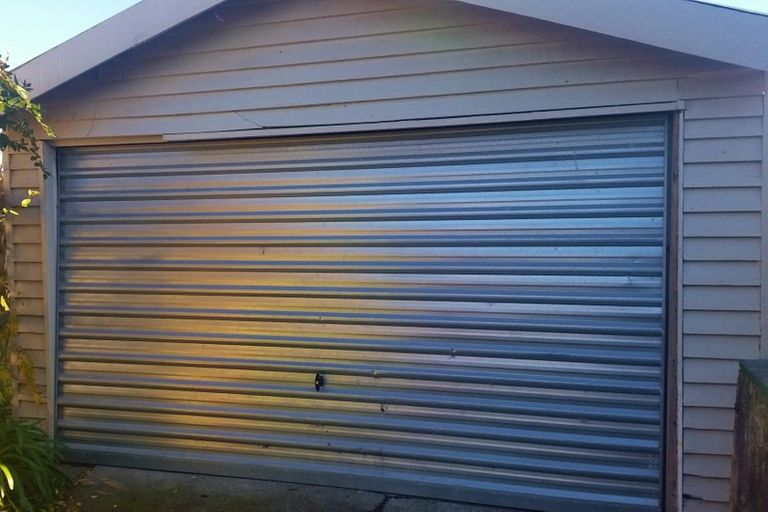 Photo of property in 43 Charlcott Street, Burnside, Christchurch, 8053