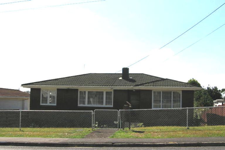 Photo of property in 7 Blease Street, New Lynn, Auckland, 0600