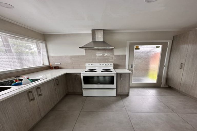 Photo of property in 1/34 Portadown Avenue, Pakuranga Heights, Auckland, 2010