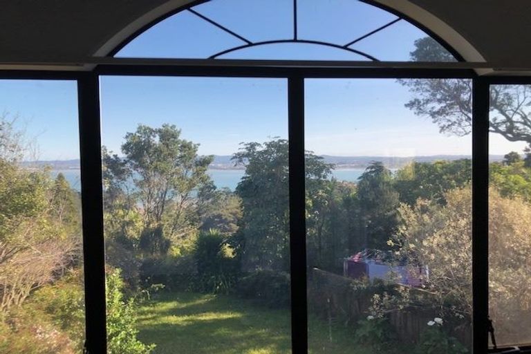 Photo of property in 1/60 Rangatira Road, Beach Haven, Auckland, 0626