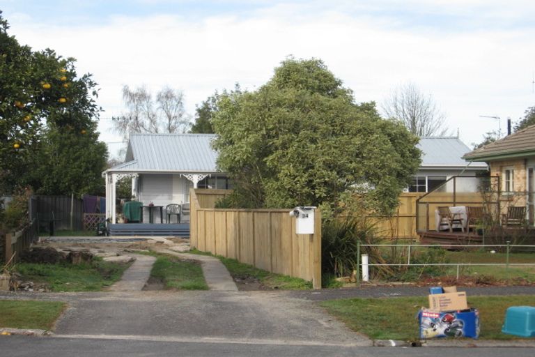 Photo of property in 34 Oxford Street, Fairfield, Hamilton, 3214