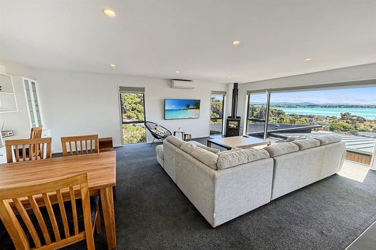 Photo of property in 31 Soleares Avenue, Mount Pleasant, Christchurch, 8081