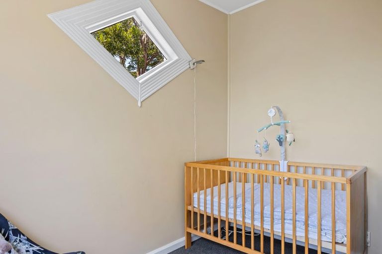 Photo of property in 163 Pacific Road, North New Brighton, Christchurch, 8083