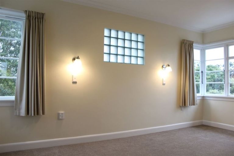 Photo of property in 12 Wallace Street, Roslyn, Dunedin, 9010