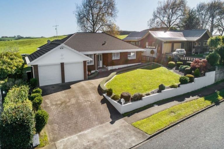 Photo of property in 15 Stirling Drive, Morrinsville, 3300