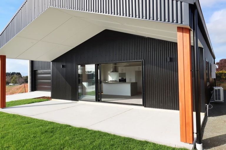 Photo of property in 69a Weston Road, Weston, Oamaru, 9401