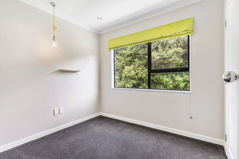 Photo of property in 42 Anne Mclean Drive, Bayview, Auckland, 0629