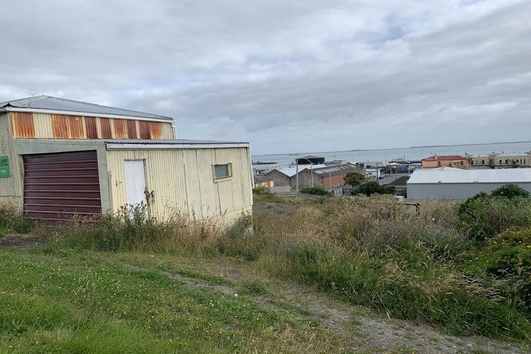 Photo of property in 40 Lee Street, Bluff, 9814