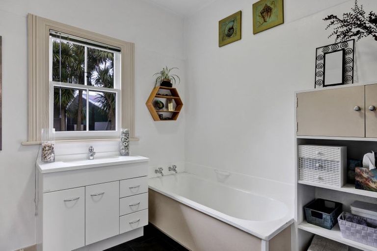 Photo of property in 54 King Street, Opunake, 4616