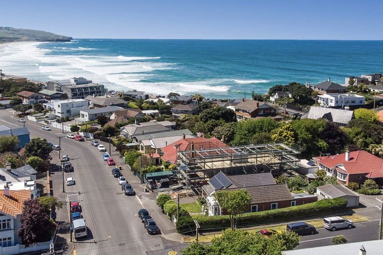 Photo of property in 77 Bedford Street, Saint Clair, Dunedin, 9012