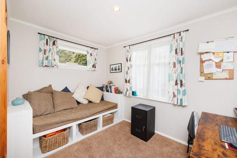 Photo of property in 453 Aokautere Drive, Aokautere, Palmerston North, 4471