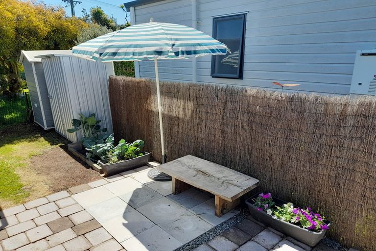 Photo of property in 20 Tasman Road, Otaki Beach, Otaki, 5512