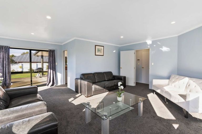 Photo of property in 7 Durrell Way, Rolleston, 7614