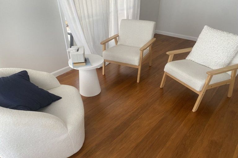 Photo of property in 119 Shakespeare Road, Milford, Auckland, 0620