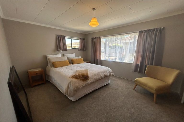 Photo of property in 2/11 Cambria Street, The Wood, Nelson, 7010