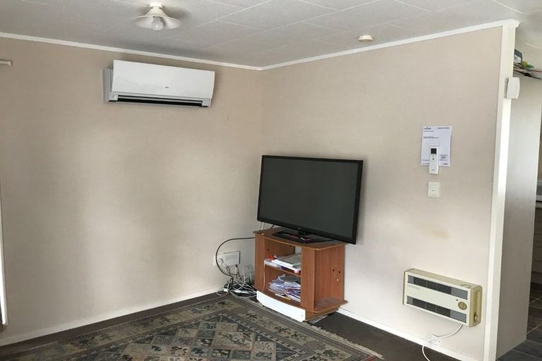 Photo of property in 2b Reeves Close, Fairview Downs, Hamilton, 3214