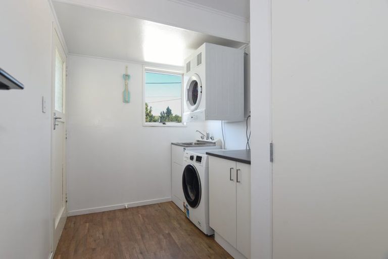 Photo of property in 22 Bay Grove, Pukehangi, Rotorua, 3015