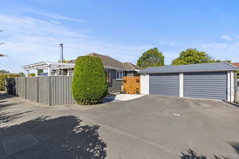 Photo of property in 66 Winters Road, Redwood, Christchurch, 8051