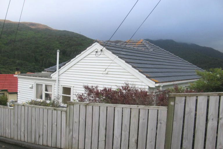 Photo of property in 6 Berkshire Avenue, Wilton, Wellington, 6012