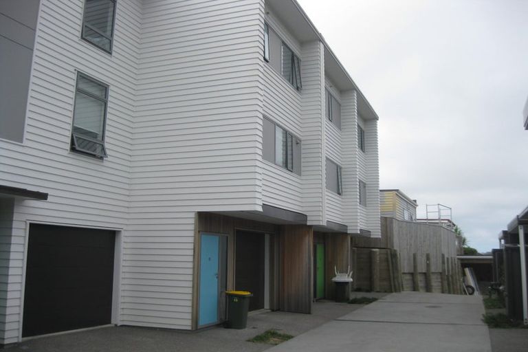 Photo of property in 15/30 Monowai Road, Johnsonville, Wellington, 6037