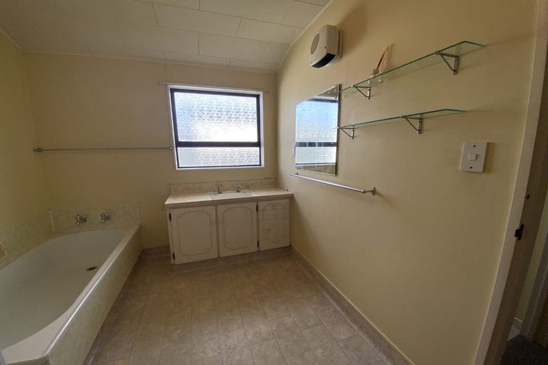 Photo of property in 4/707 Avenue Road East, Parkvale, Hastings, 4122