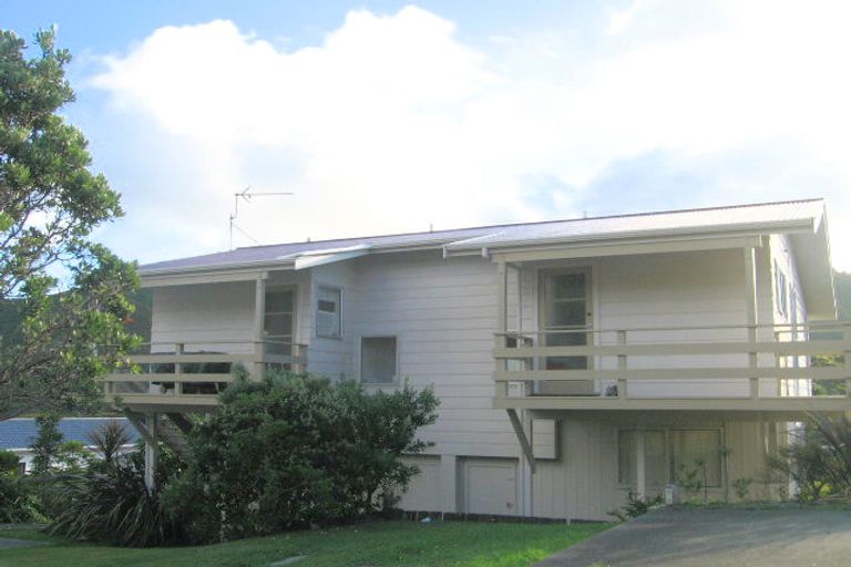 Photo of property in 194b Mitchell Street, Brooklyn, Wellington, 6021