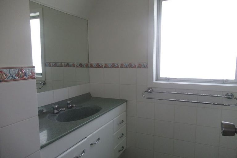 Photo of property in 13 Moa Road, Raumati Beach, Paraparaumu, 5032