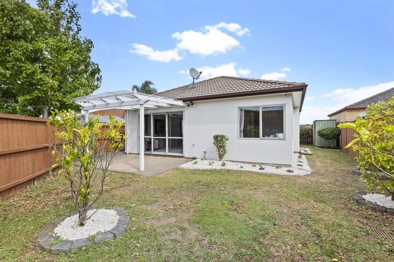 Photo of property in 31 Magic Way, Randwick Park, Auckland, 2105