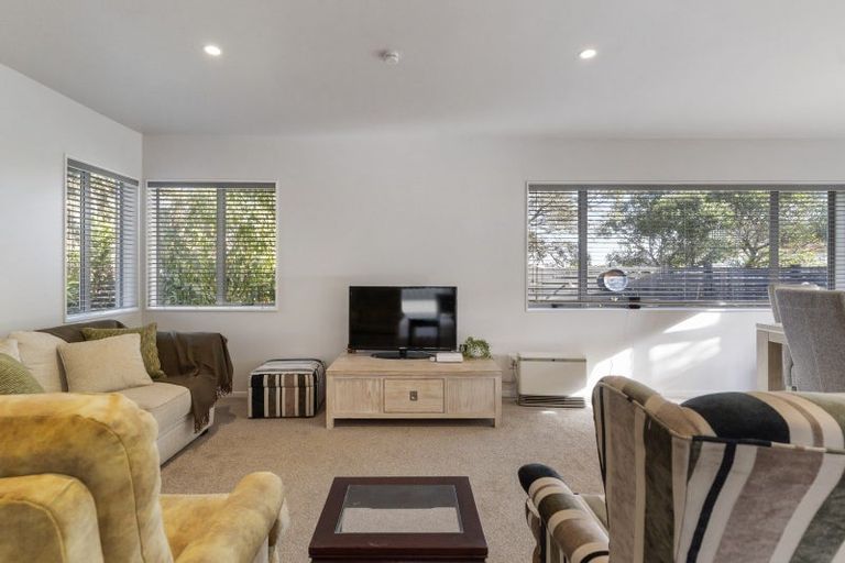 Photo of property in 44b Bleakhouse Road, Howick, Auckland, 2014