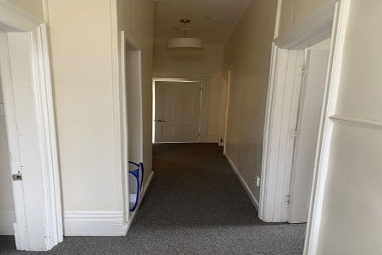 Photo of property in 72 Fairlie Terrace, Kelburn, Wellington, 6021