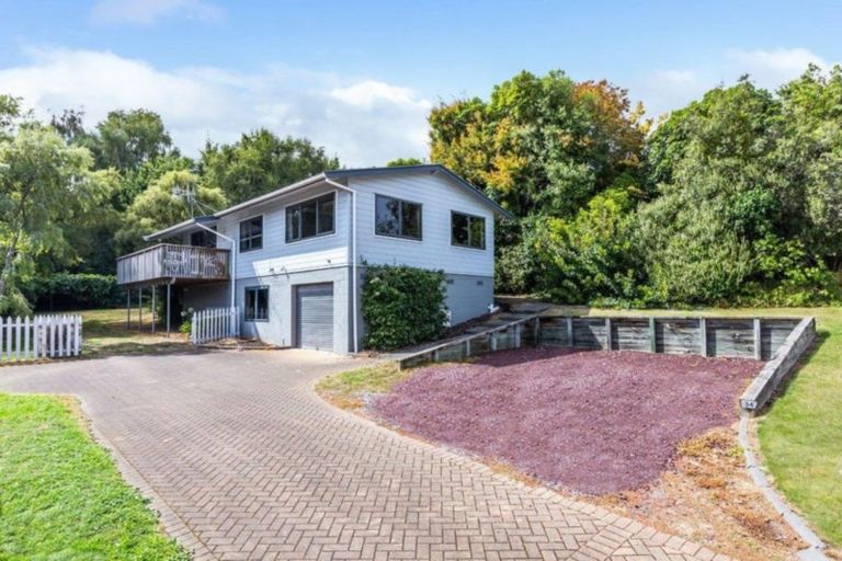 Photo of property in 34 Tremaine Avenue, Two Mile Bay, Taupo, 3330