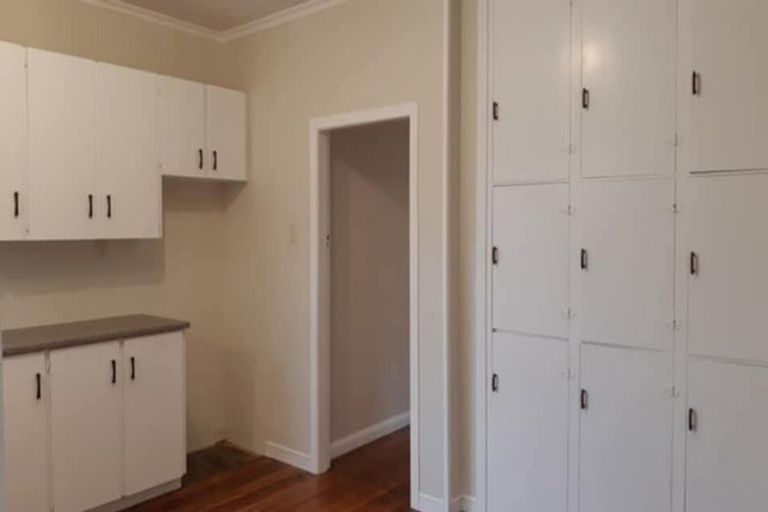 Photo of property in 26 Paynters Avenue, Strandon, New Plymouth, 4312