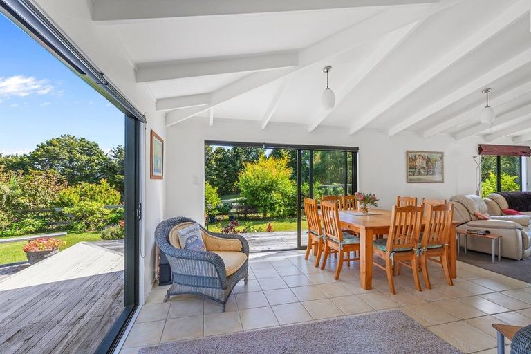 Photo of property in 204 Fishlock Road, Te Arai, Wellsford, 0974