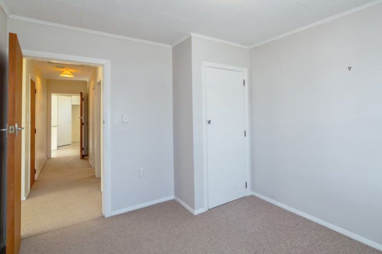 Photo of property in 36 Woodward Street East, Featherston, 5710