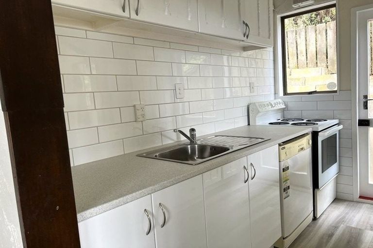 Photo of property in 1d Brora Crescent, Papakowhai, Porirua, 5024