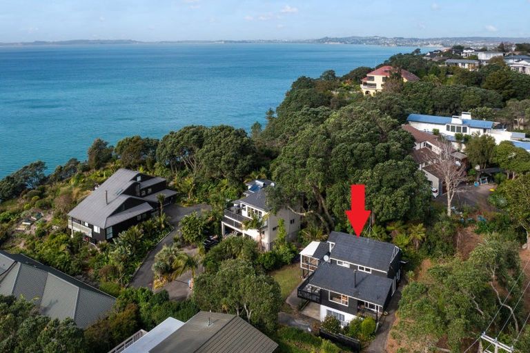 Photo of property in 31 Ocean View Road, Hatfields Beach, Orewa, 0931