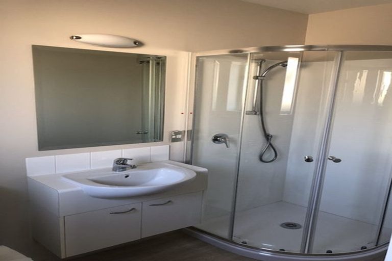 Photo of property in 7 Hurricane Way, Wigram, Christchurch, 8042