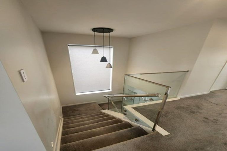 Photo of property in 16 Kapehu Road, Silverdale, 0932